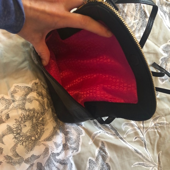 Kate Spade Purse - Picture 5 of 5